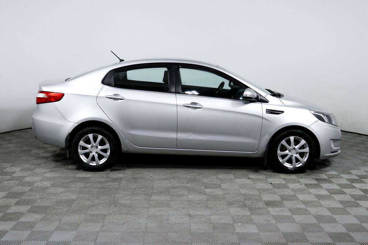 Kia Rio 5-speed, 2012 Фото №4