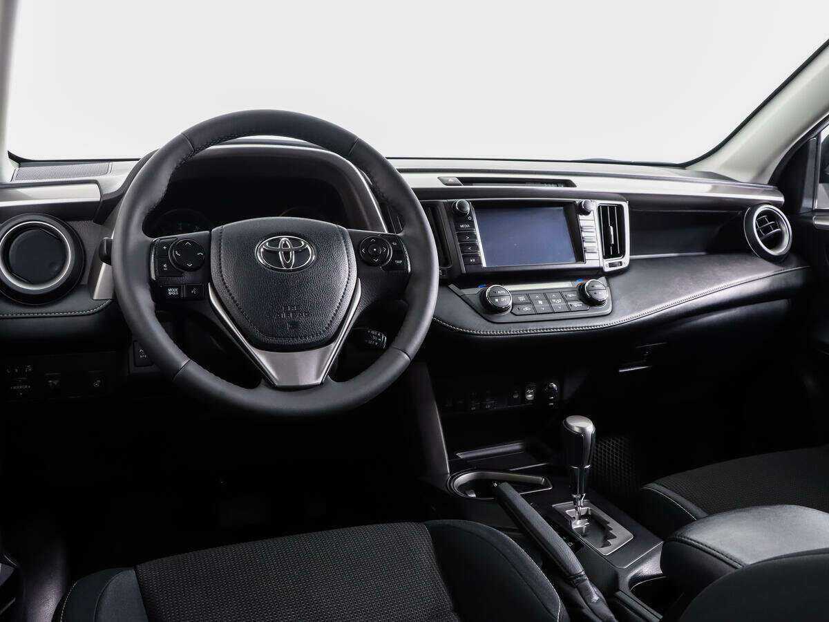 Toyota RAV4, 2017 Фото №9