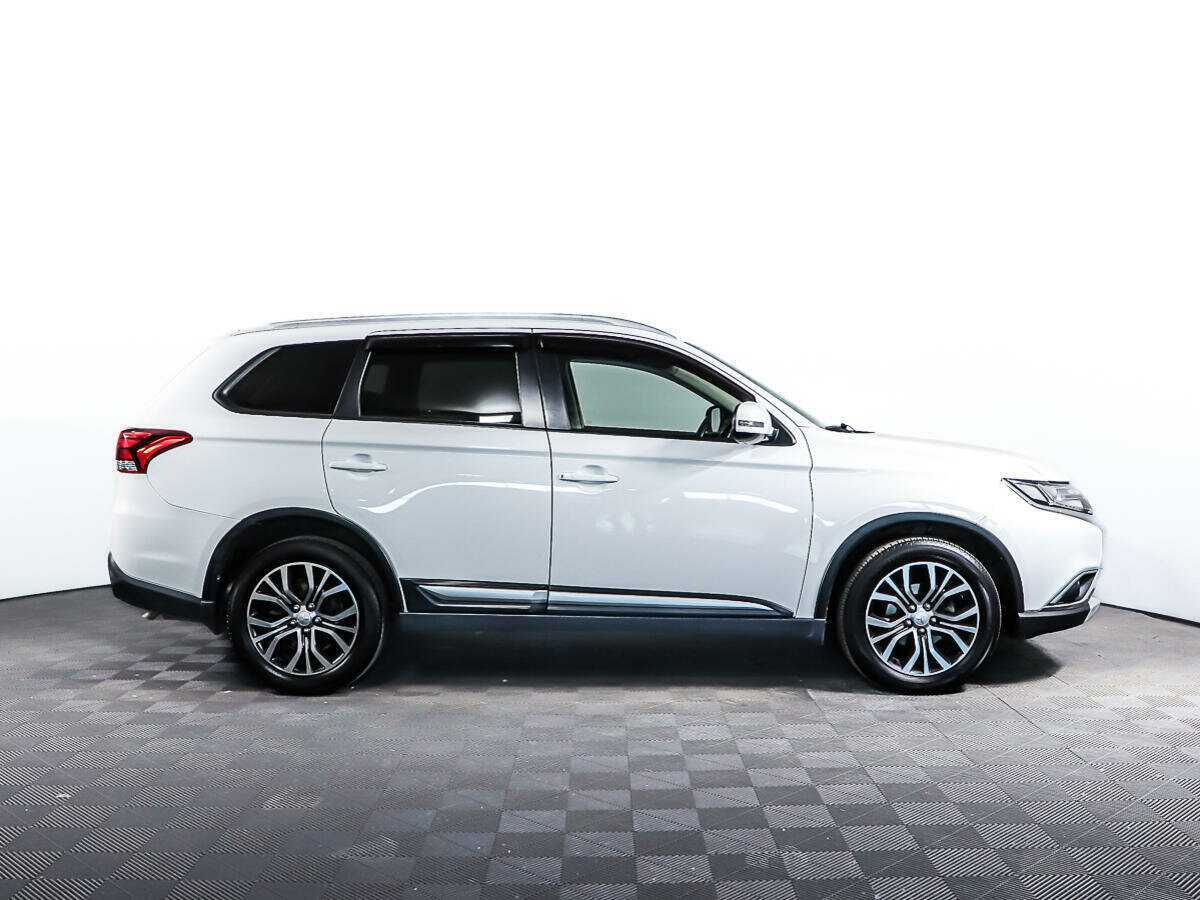 Mitsubishi Outlander, 2017 Фото №4