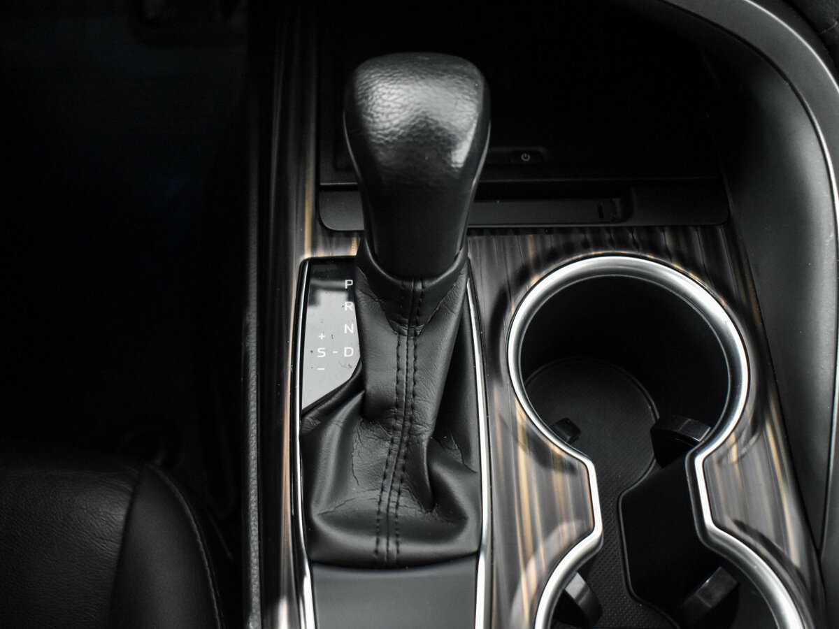 Toyota Camry, 2020 Фото №7