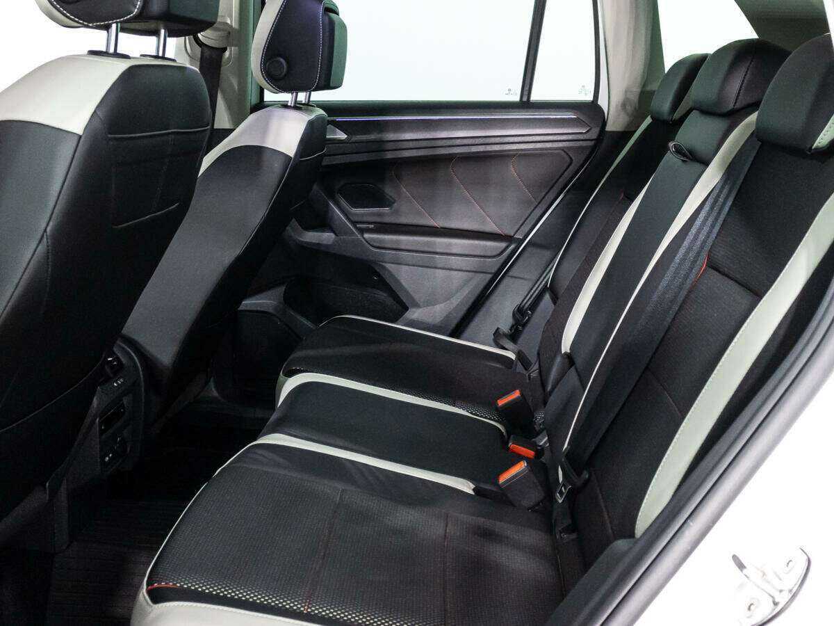 Volkswagen Tiguan, 2022 Фото №10