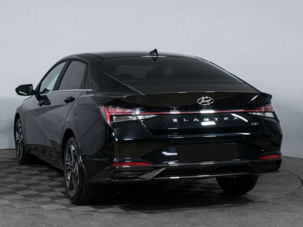 Hyundai Elantra, 2023 Фото №7