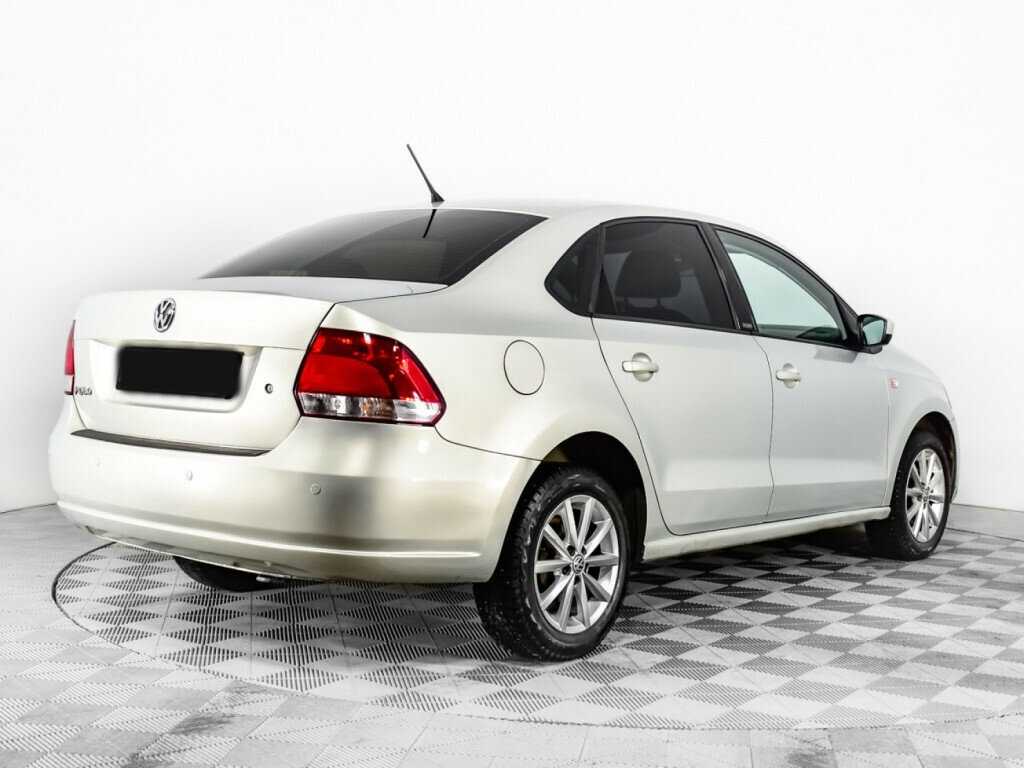 Volkswagen Polo, 2015 Фото №5