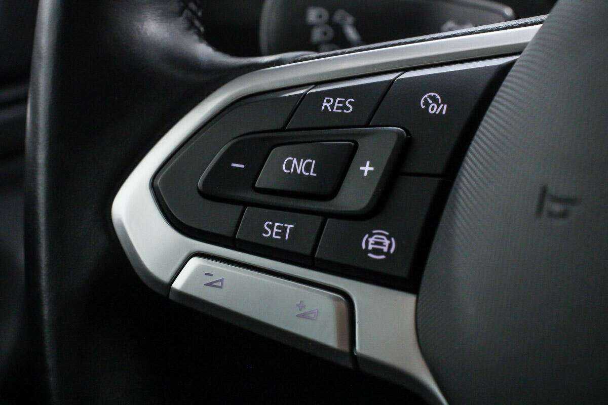 Volkswagen Tiguan, 2021 Фото №12