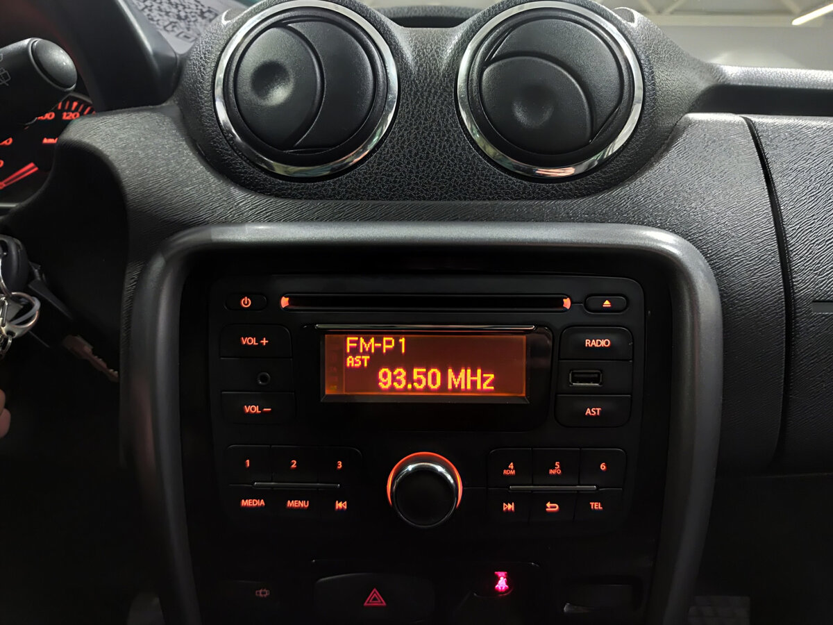 Renault Duster I, 2012 Фото №15