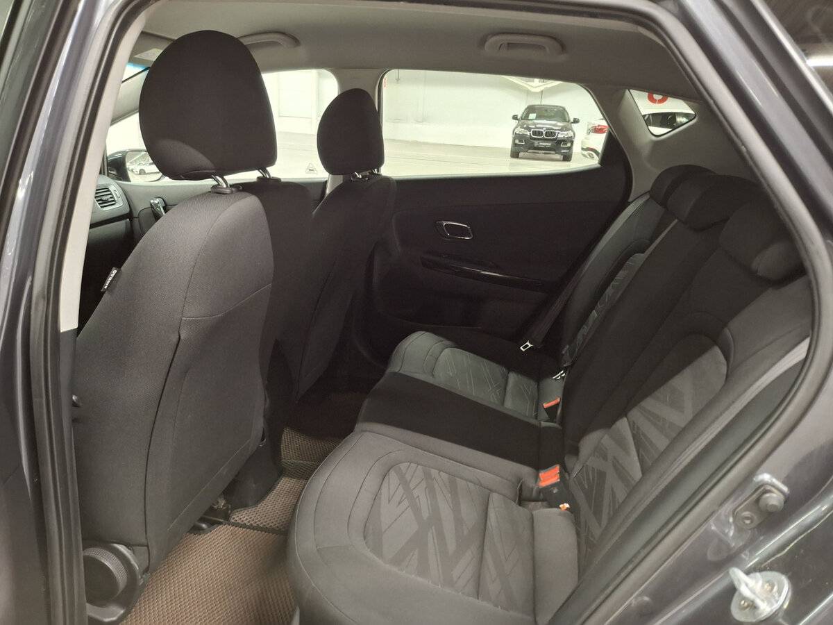 Kia Ceed II Рестайлинг, 2018 Фото №12