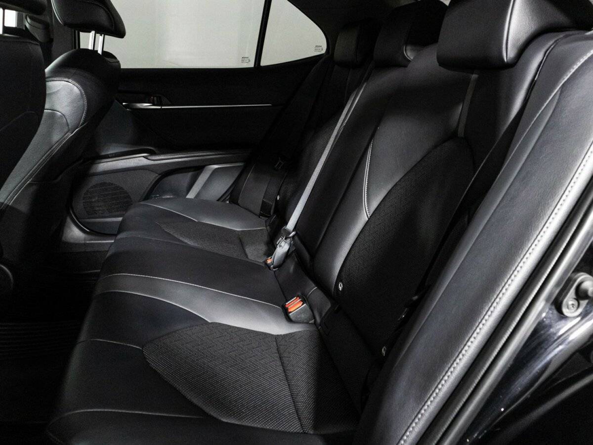 Toyota Camry, 2021 Фото №10