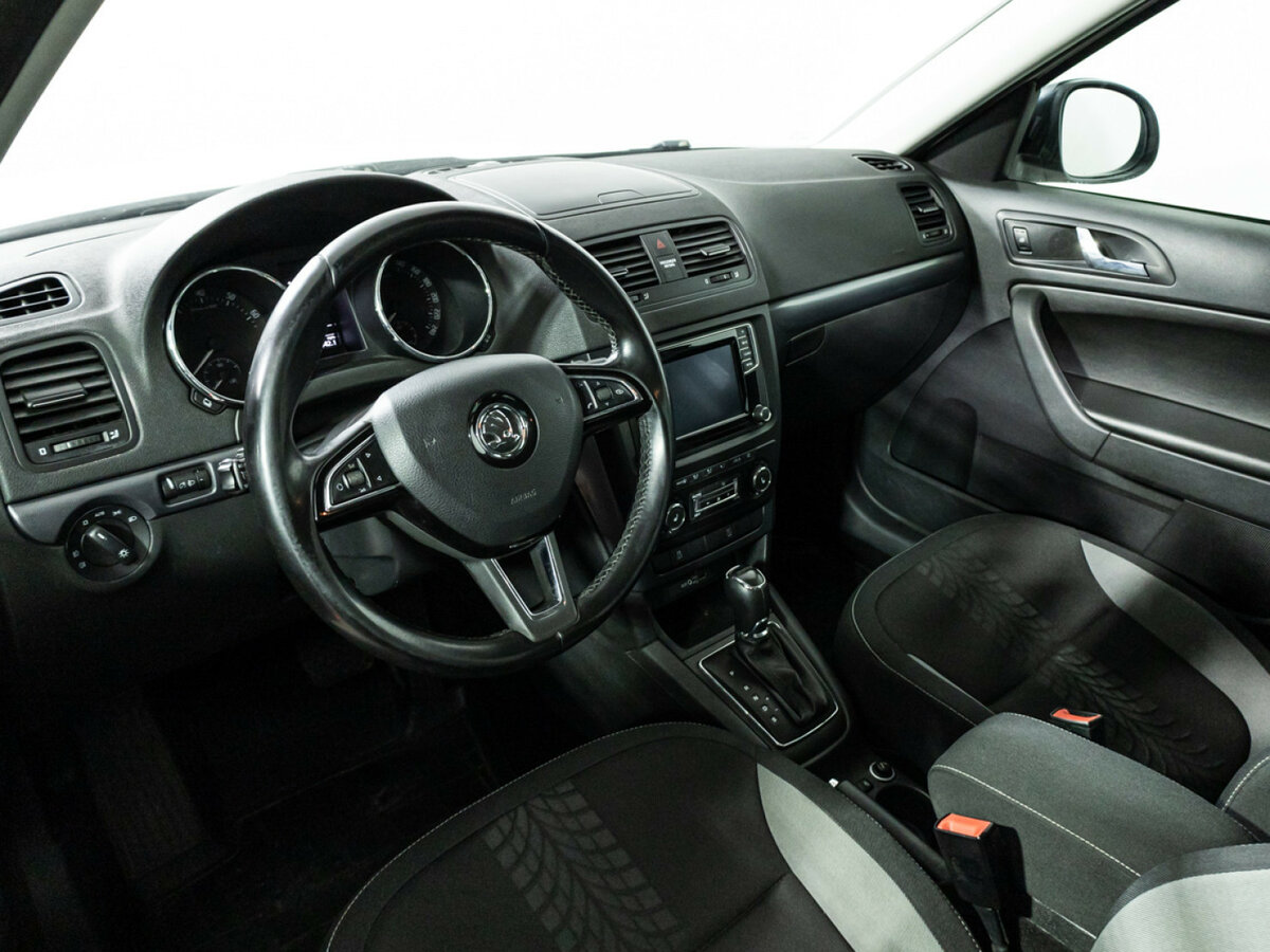 Skoda Yeti I Рестайлинг, 2015 Фото №11