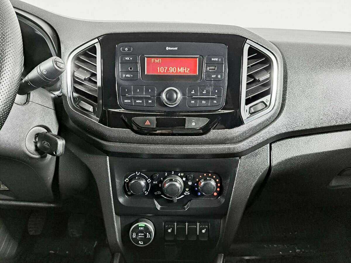 Lada (ВАЗ) XRAY Cross, 2018 Фото №11