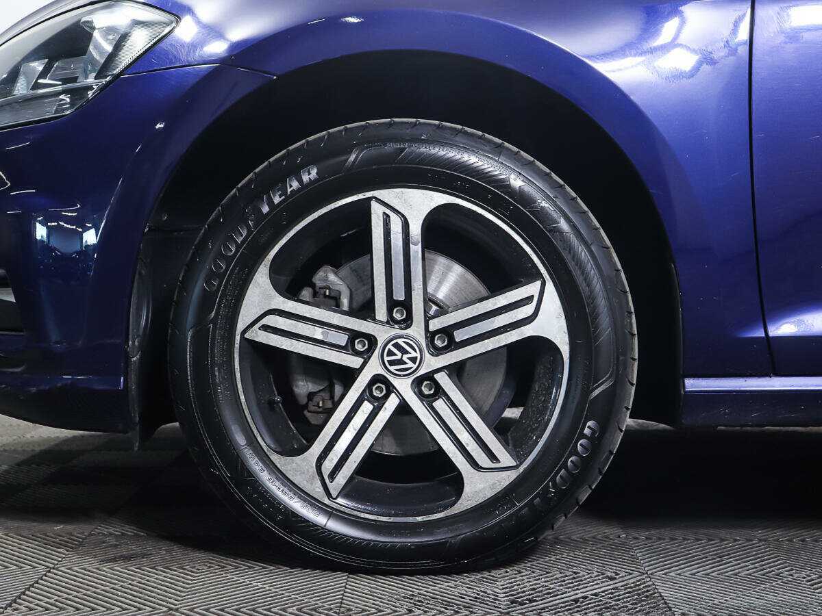 Volkswagen Golf, 2018 Фото №22