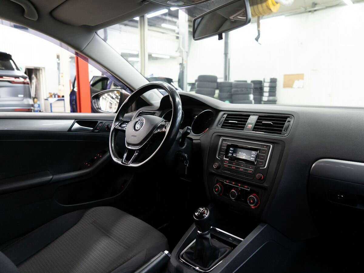 Volkswagen Jetta, 2016 Фото №18