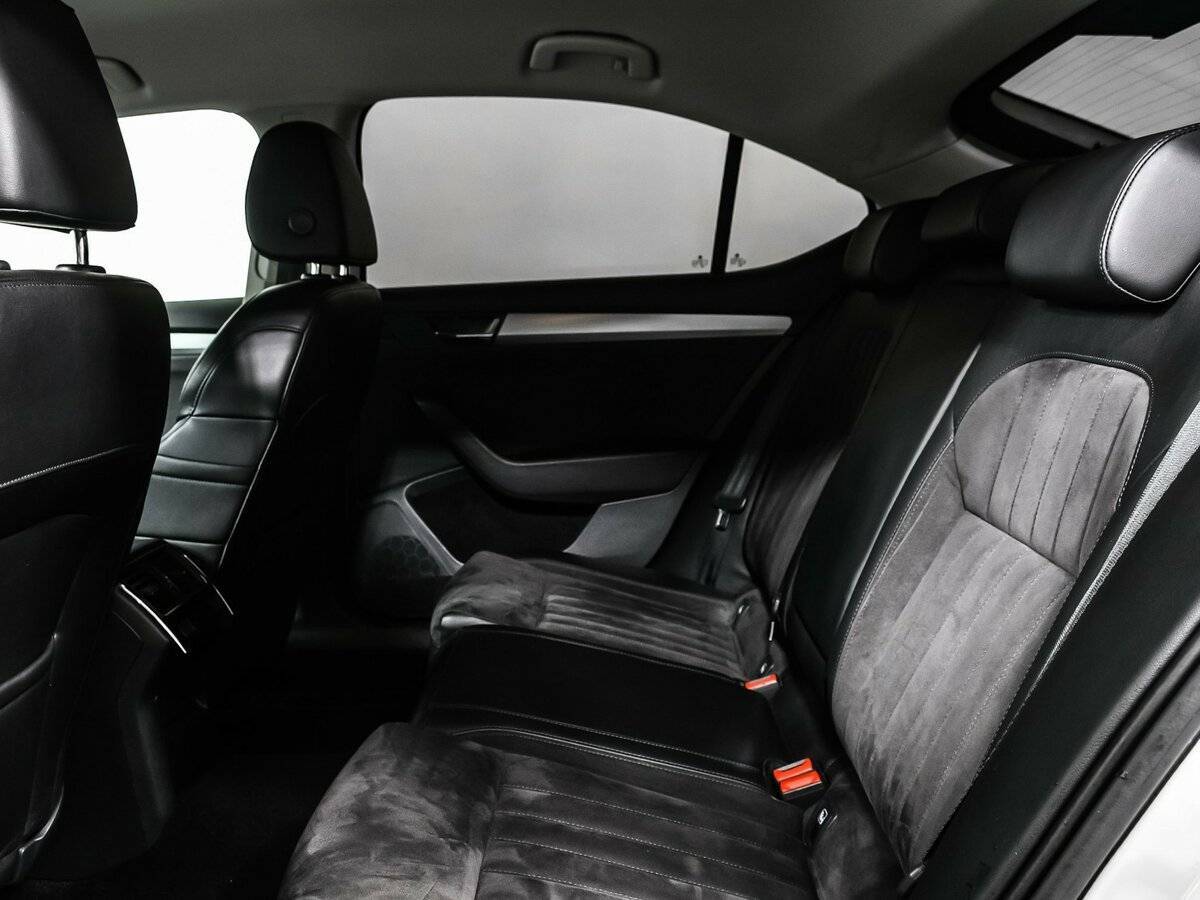 Skoda Superb, 2016 Фото №12