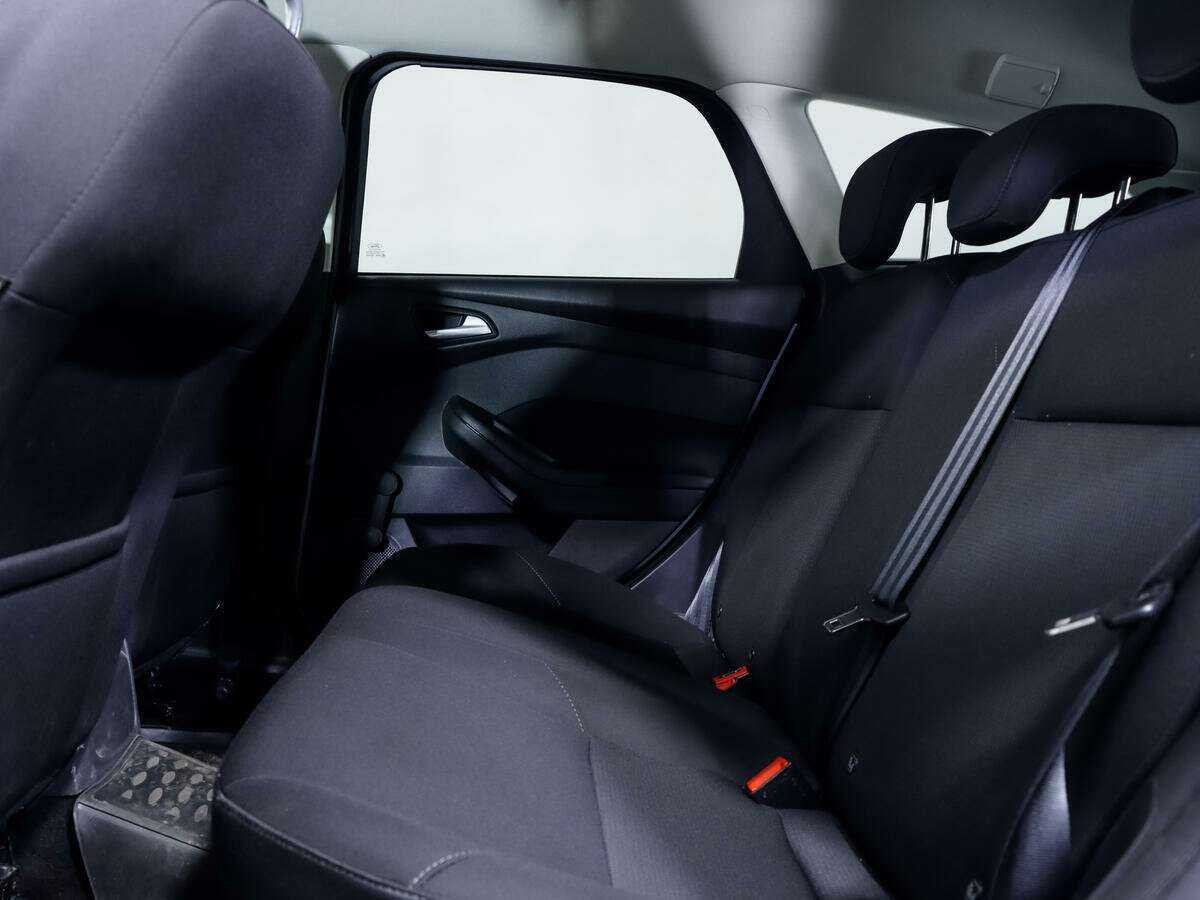 Ford Focus, 2018 Фото №11