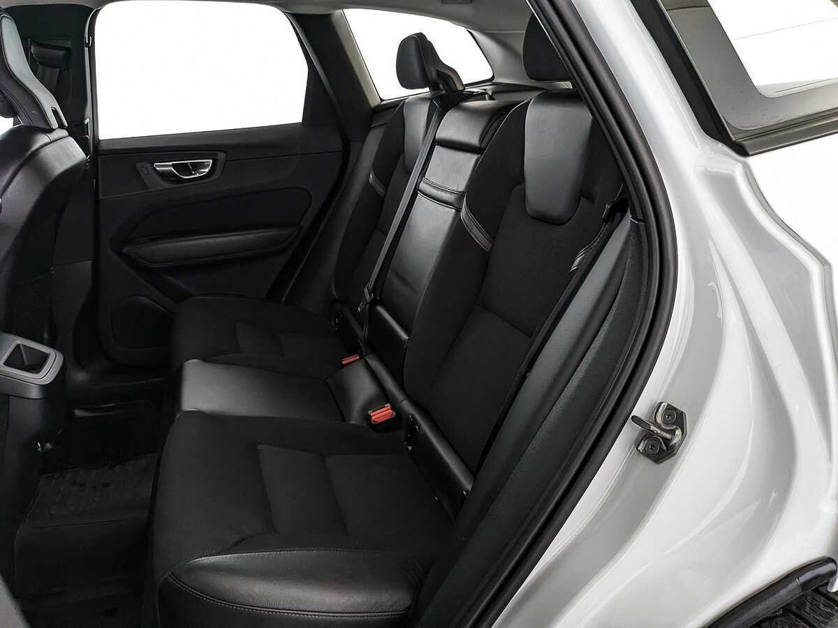 Volvo XC60, 2018 Фото №15