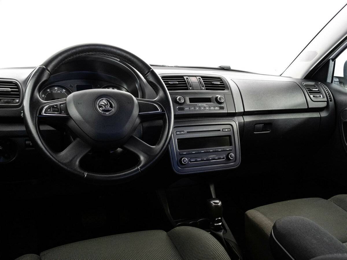 Skoda Fabia, 2013 Фото №11