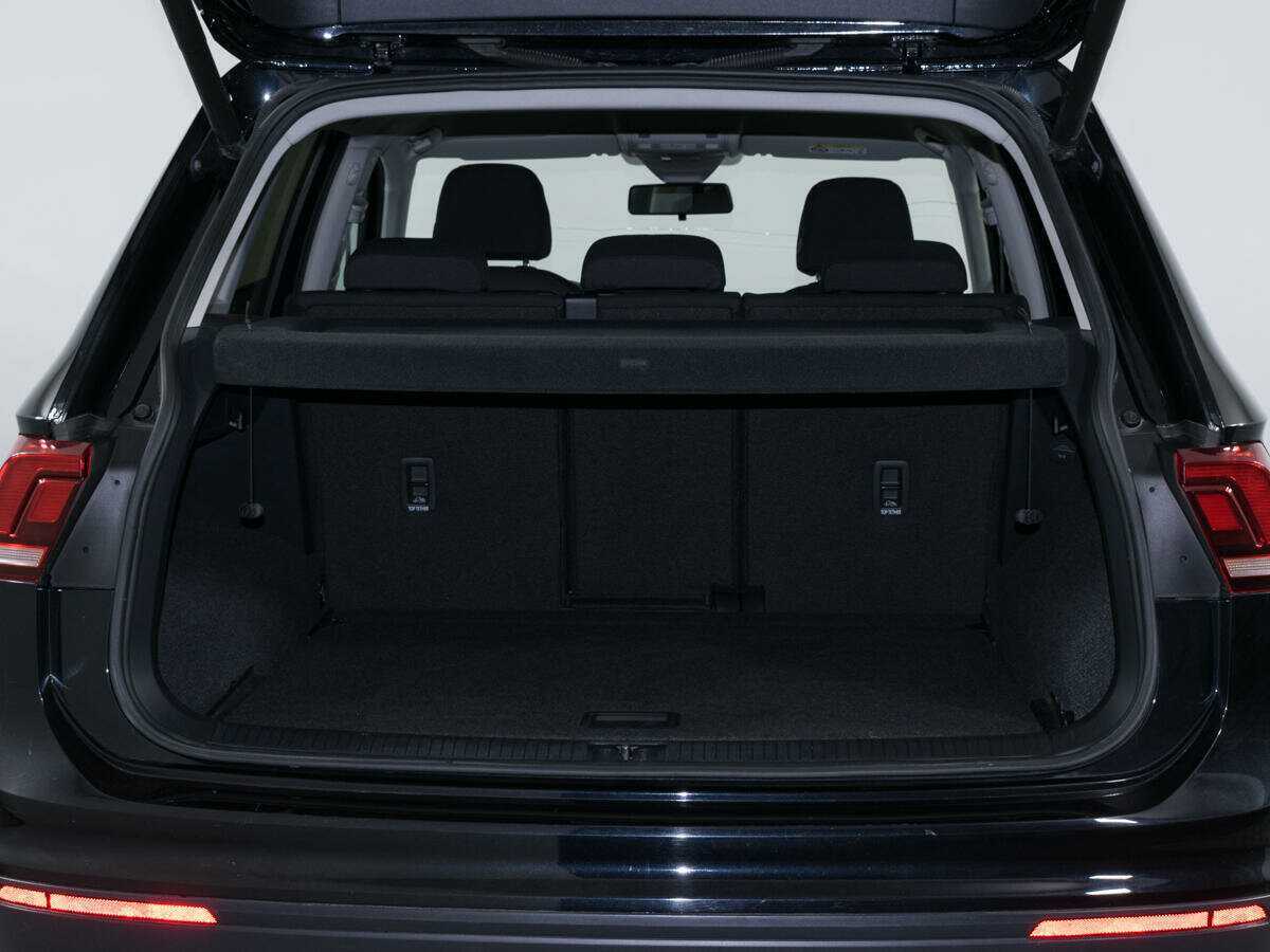 Volkswagen Tiguan, 2020 Фото №7