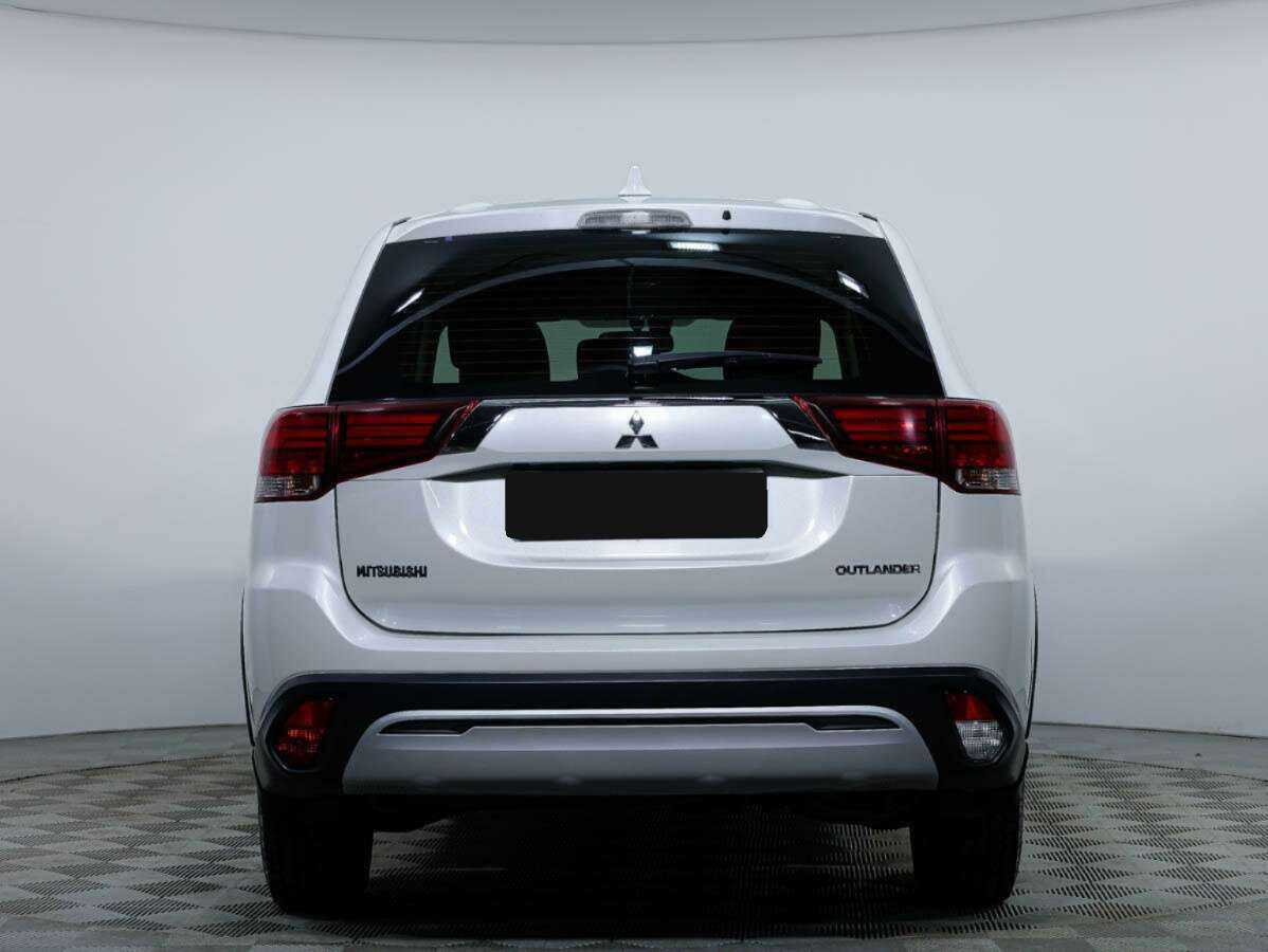 Mitsubishi Outlander, 2018 Фото №6