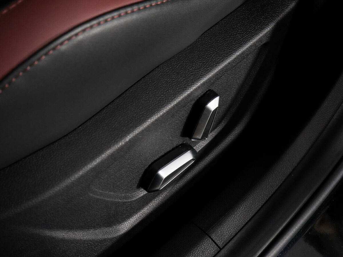 Geely Coolray, 2022 Фото №8