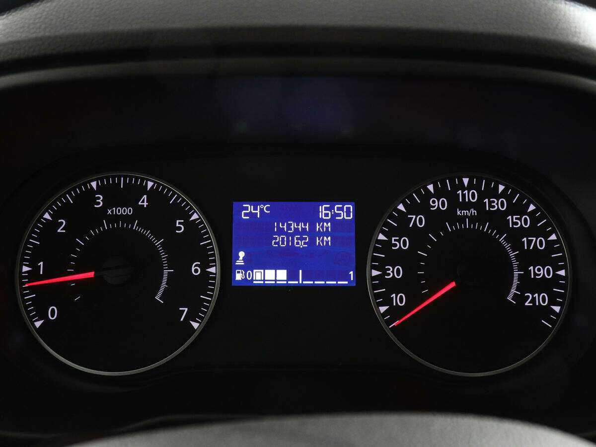 Renault Duster, 2022 Фото №11