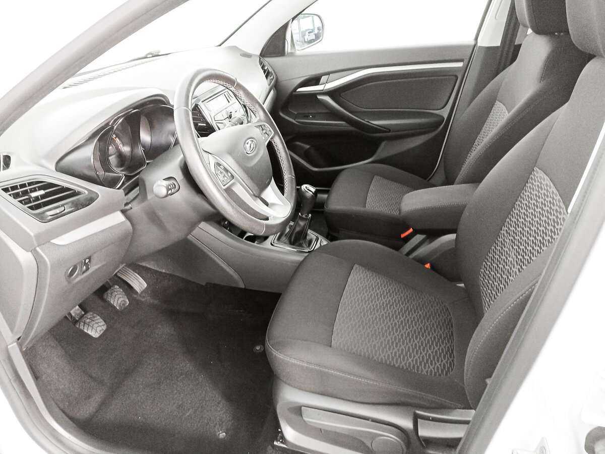 Lada (ВАЗ) Vesta SW, 2020 Фото №14