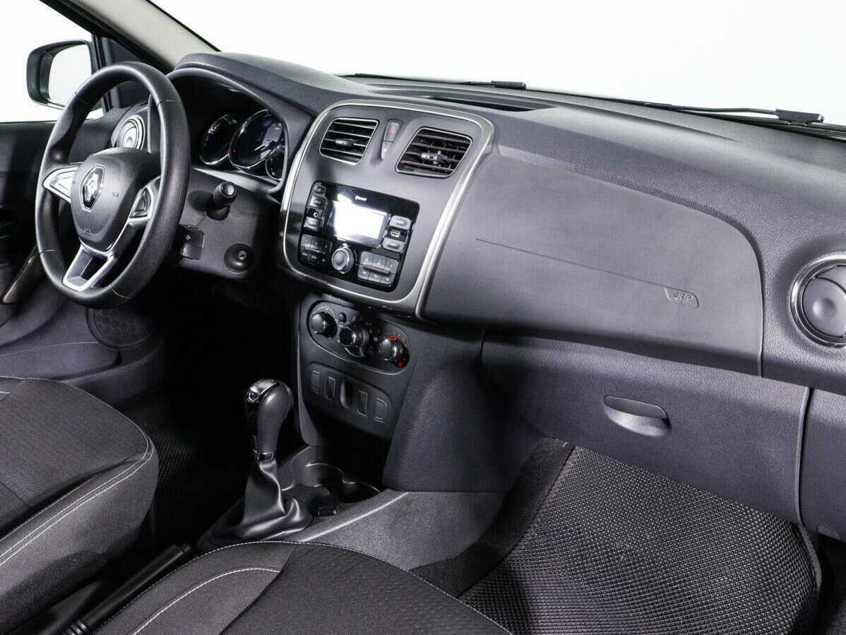 Renault Logan, 2022 Фото №7