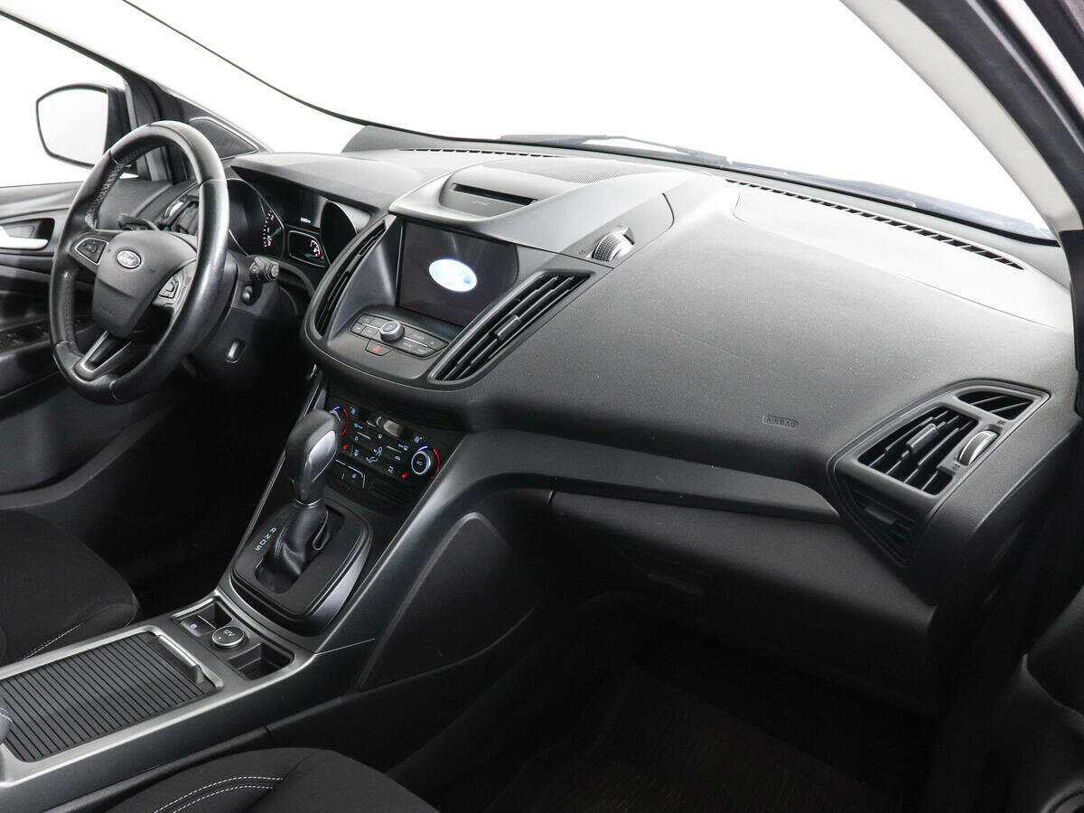 Ford Kuga, 2018 Фото №10