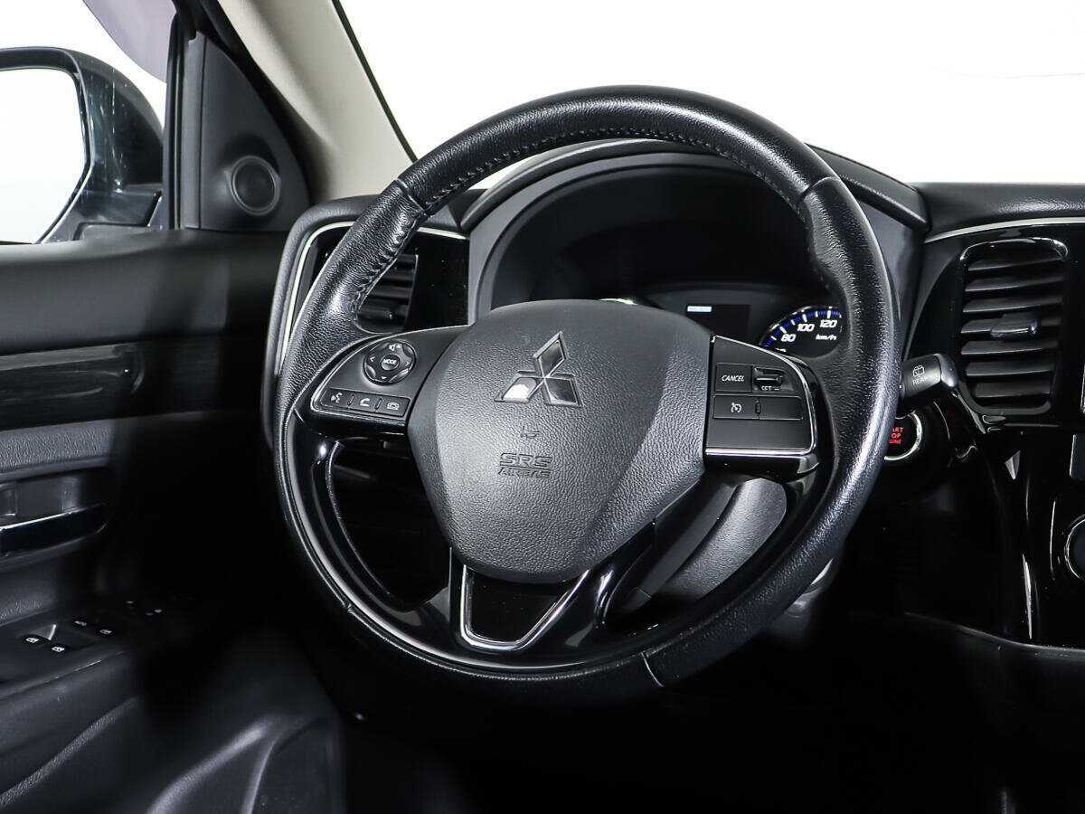 Mitsubishi Outlander, 2017 Фото №15