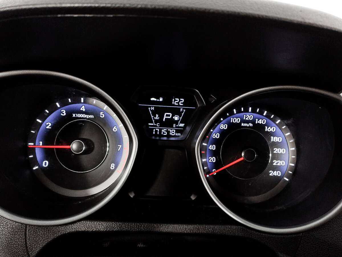 Hyundai Elantra, 2014 Фото №11