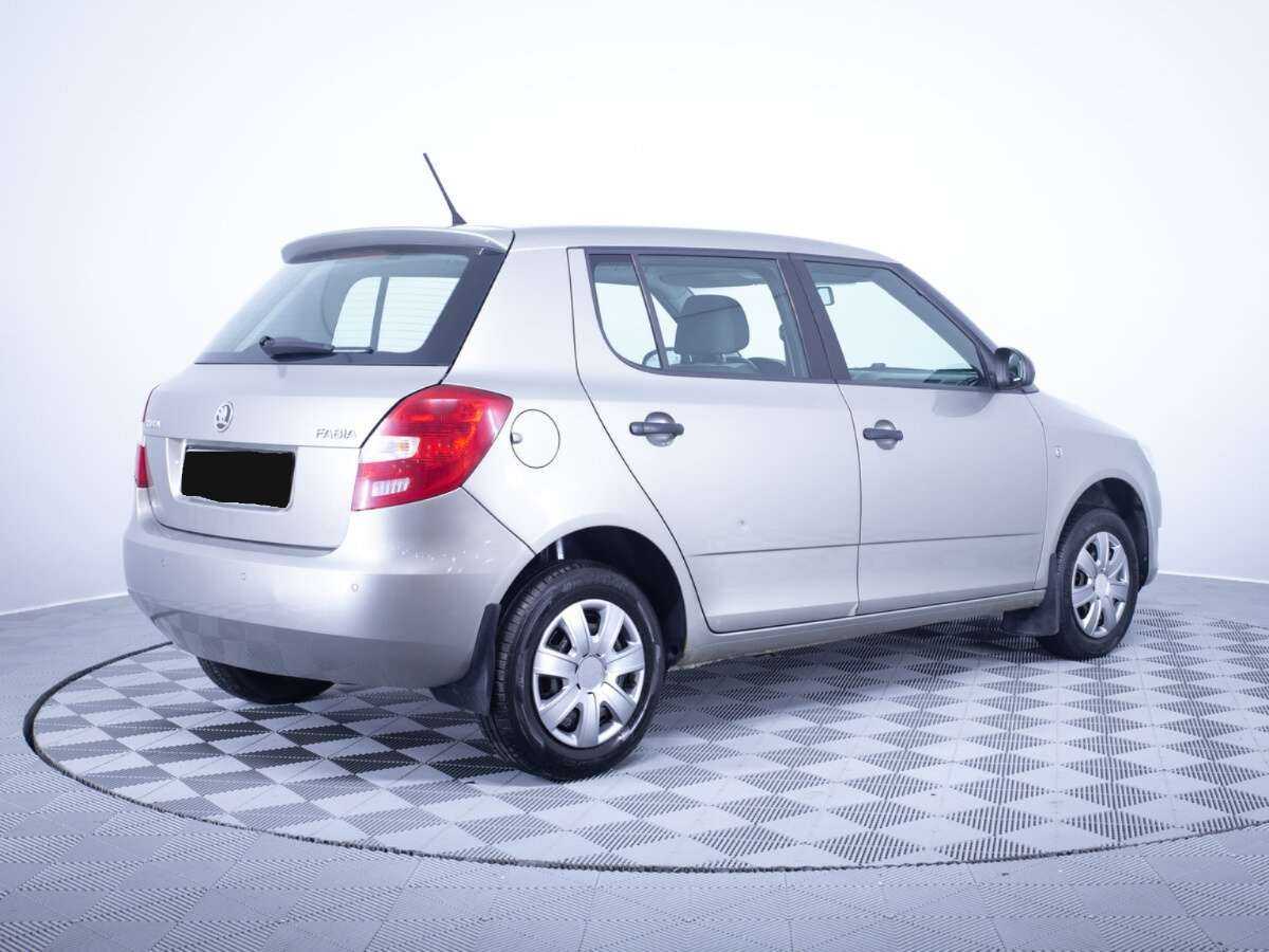Skoda Fabia, 2013 Фото №7