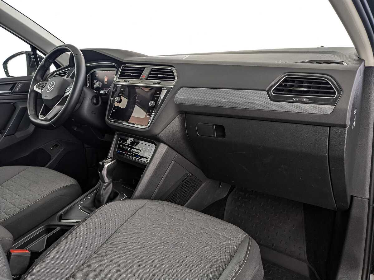 Volkswagen Tiguan, 2021 Фото №9
