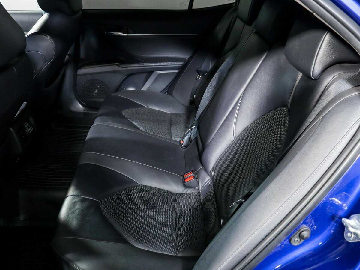 Toyota Camry, 2021 Фото №7