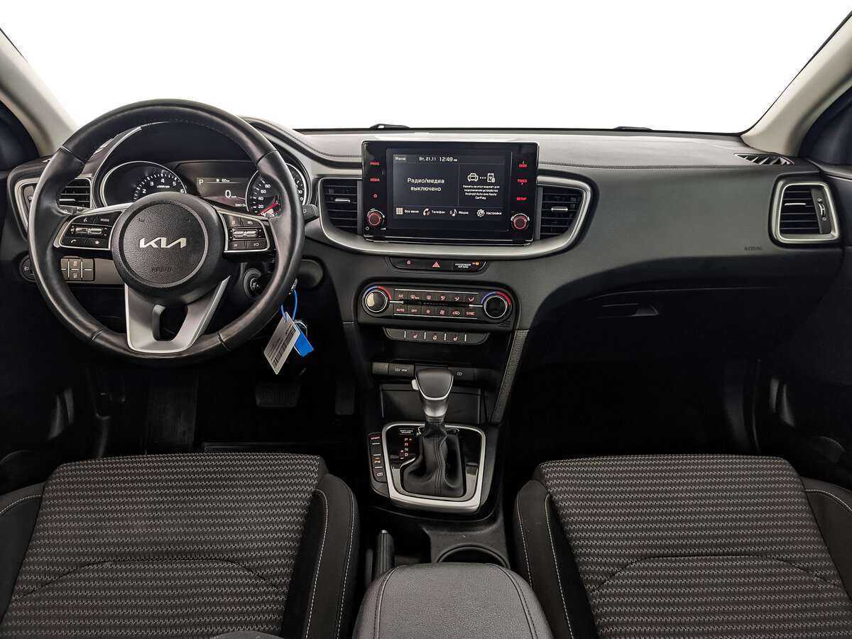 Kia Ceed, 2022 Фото №10