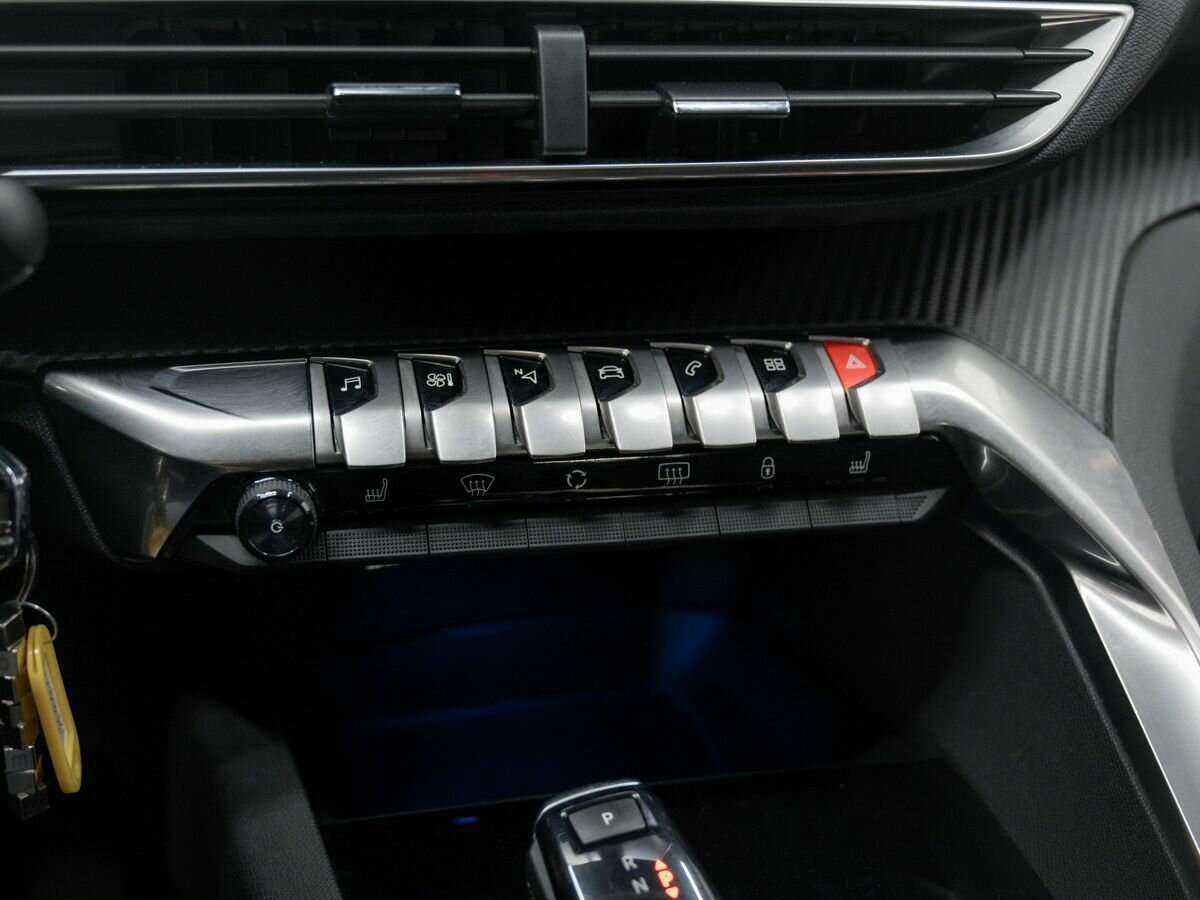 Peugeot 3008, 2018 Фото №18