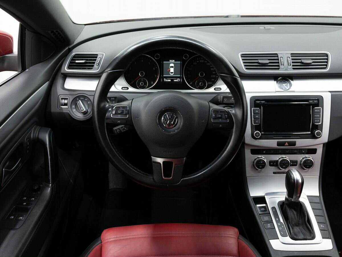 Volkswagen Passat CC, 2014 Фото №15