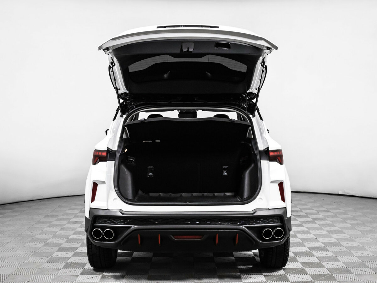 Geely Coolray (Binyue Cool) I Рестайлинг, 2023 Фото №12