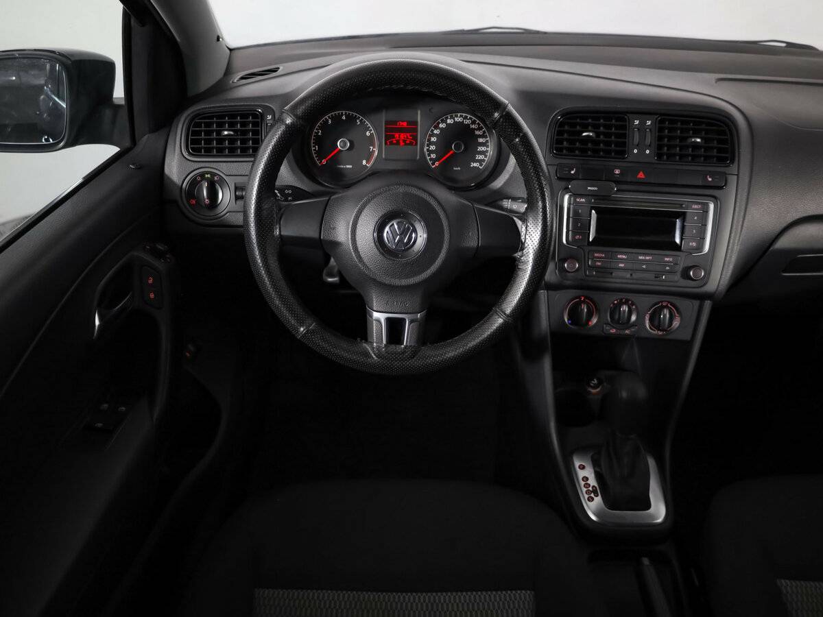 Volkswagen Polo V, 2013 Фото №9