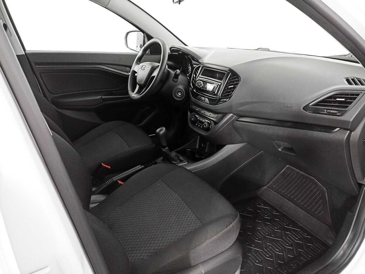 Lada (ВАЗ) Vesta SW, 2019 Фото №11