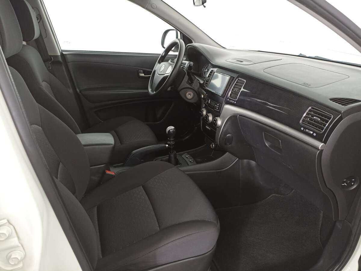 SsangYong Actyon, 2013 Фото №8