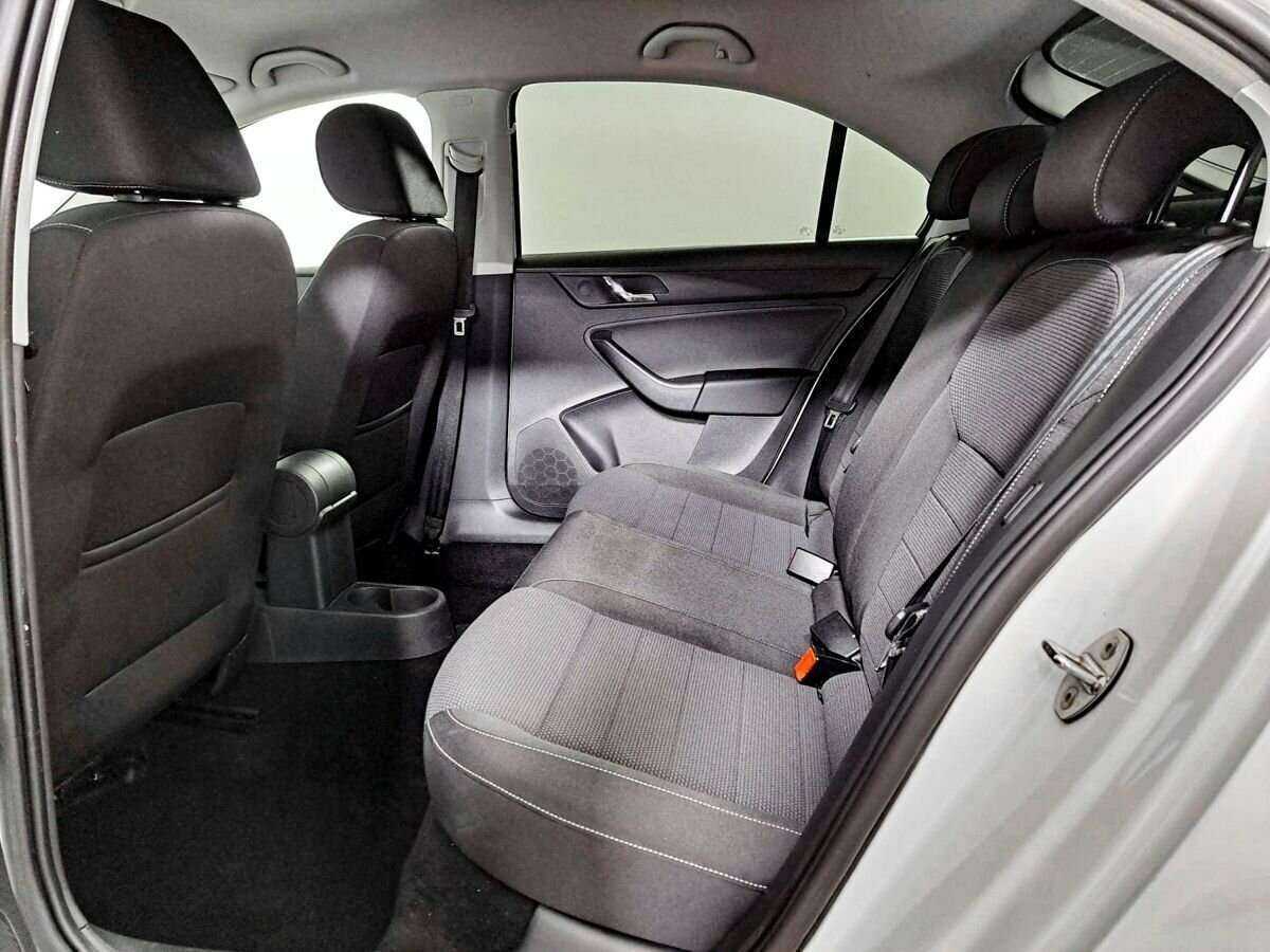 Skoda Rapid, 2014 Фото №7