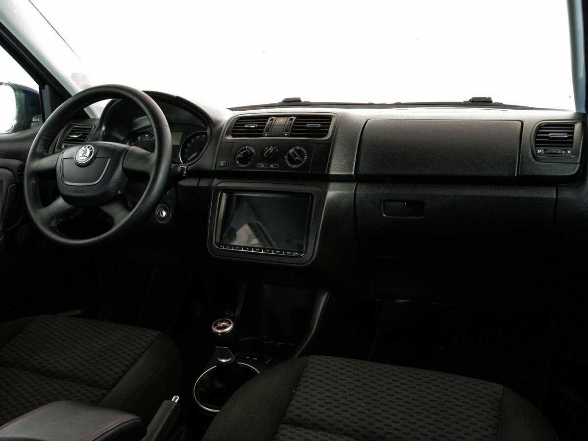 Skoda Fabia, 2012 Фото №9
