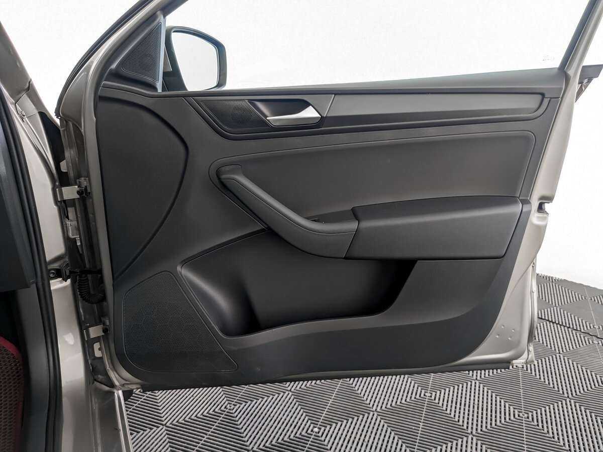 Volkswagen Polo, 2020 Фото №23