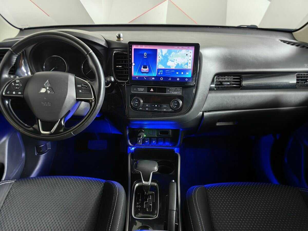 Mitsubishi Outlander, 2019 Фото №11