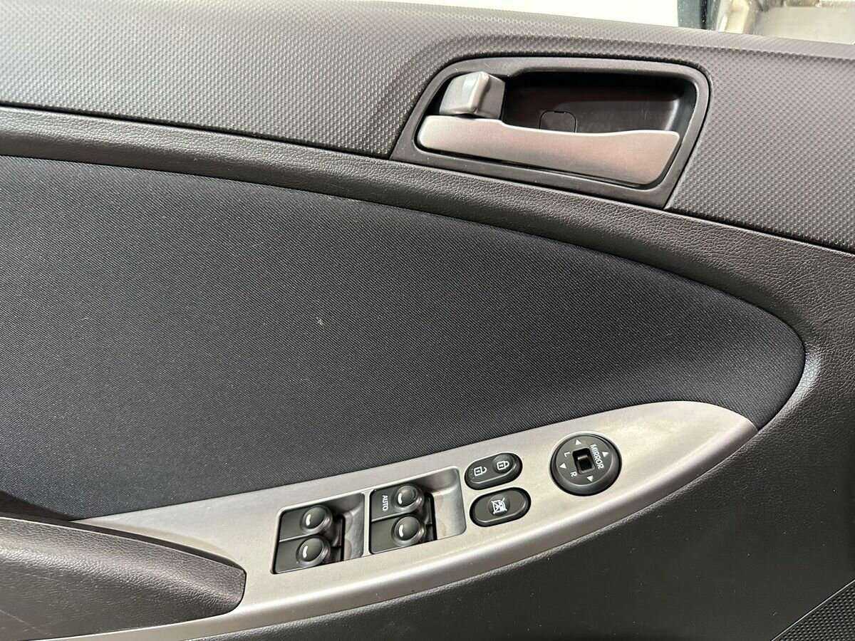 Hyundai Solaris, 2015 Фото №14