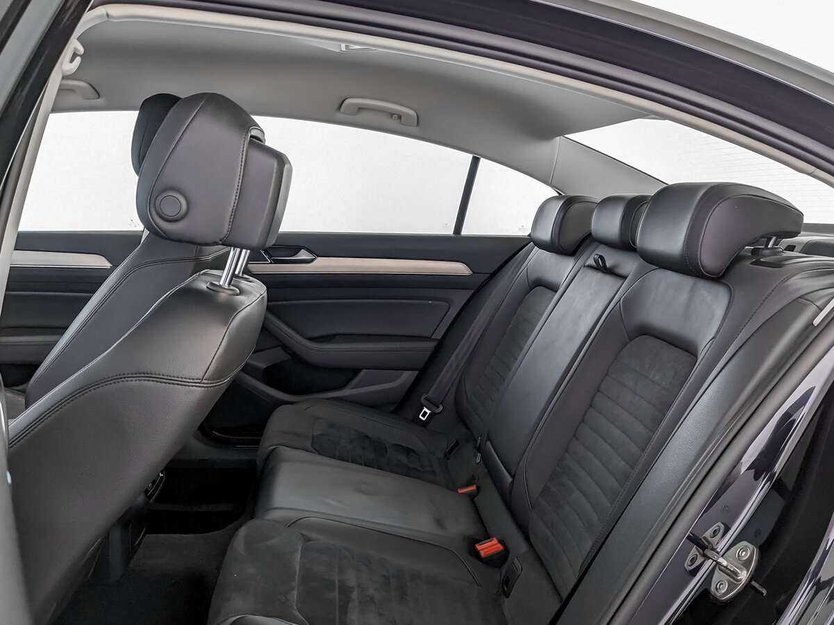 Volkswagen Passat, 2017 Фото №12