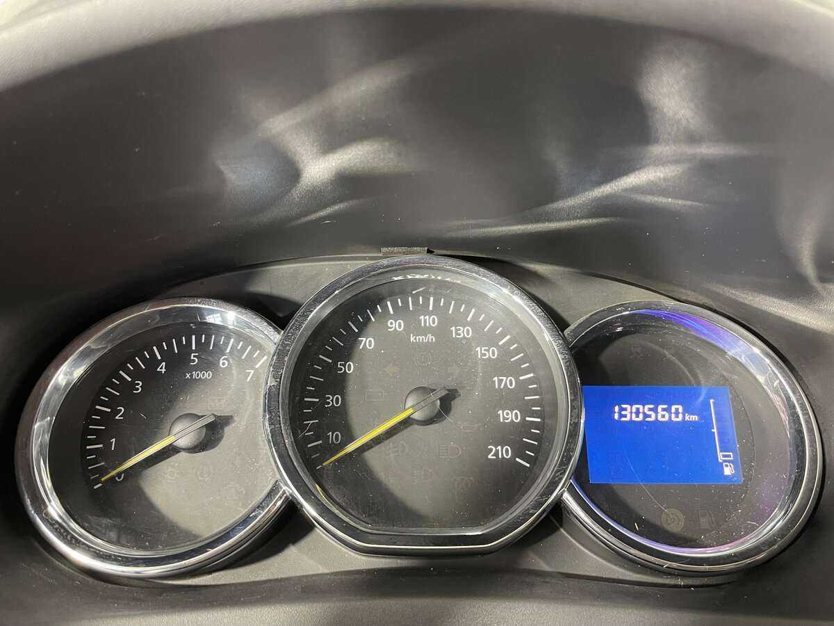 Renault Logan, 2015 Фото №12