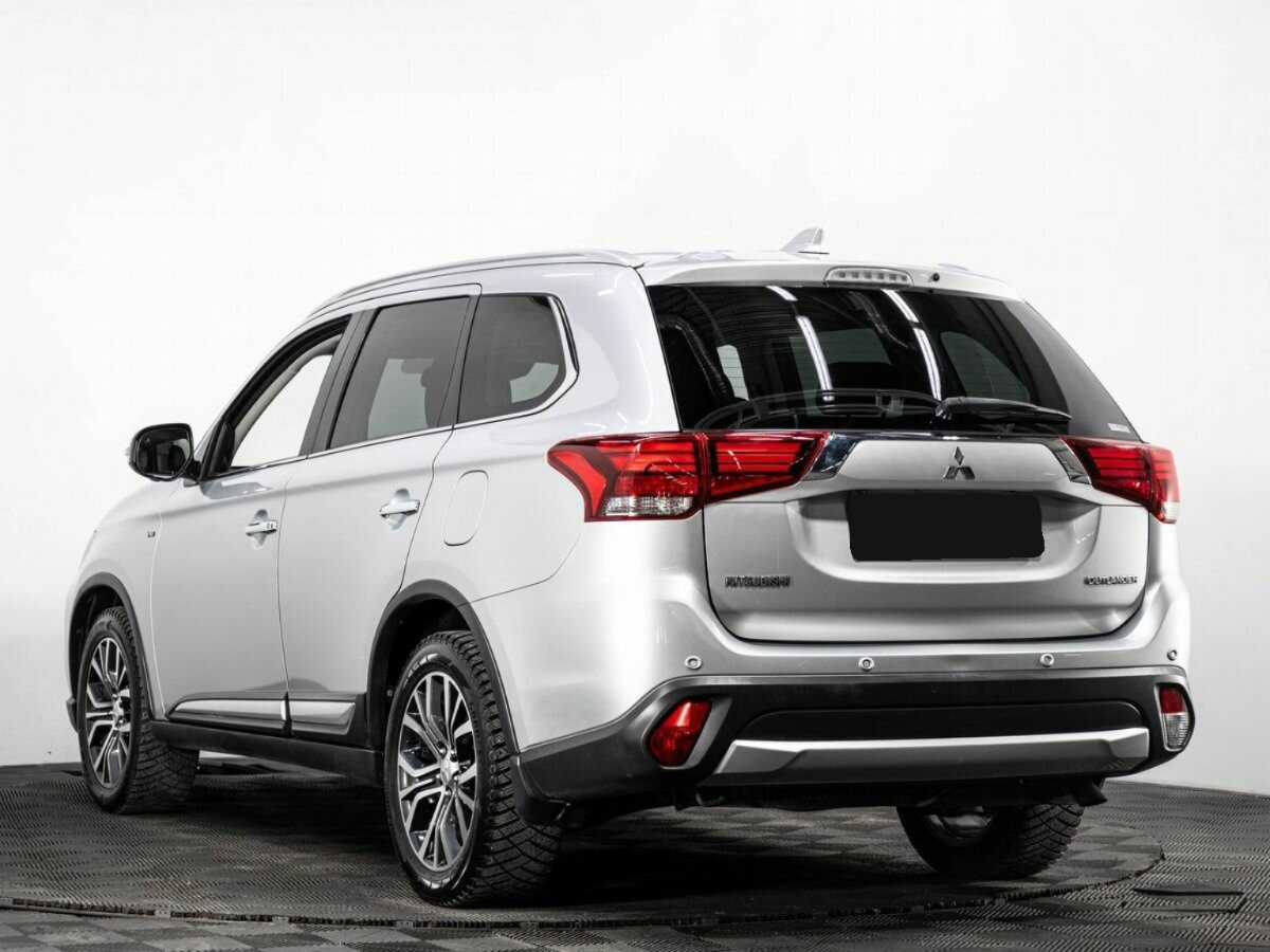 Mitsubishi Outlander, 2018 Фото №6