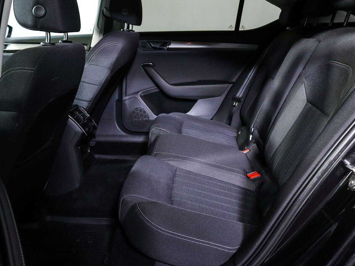 Skoda Superb, 2020 Фото №9
