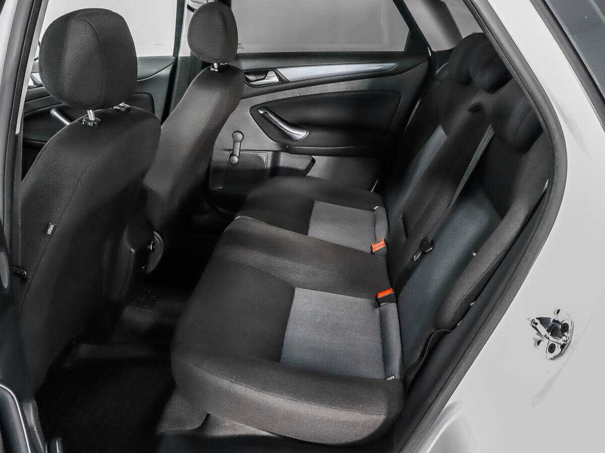 Ford Mondeo, 2014 Фото №10