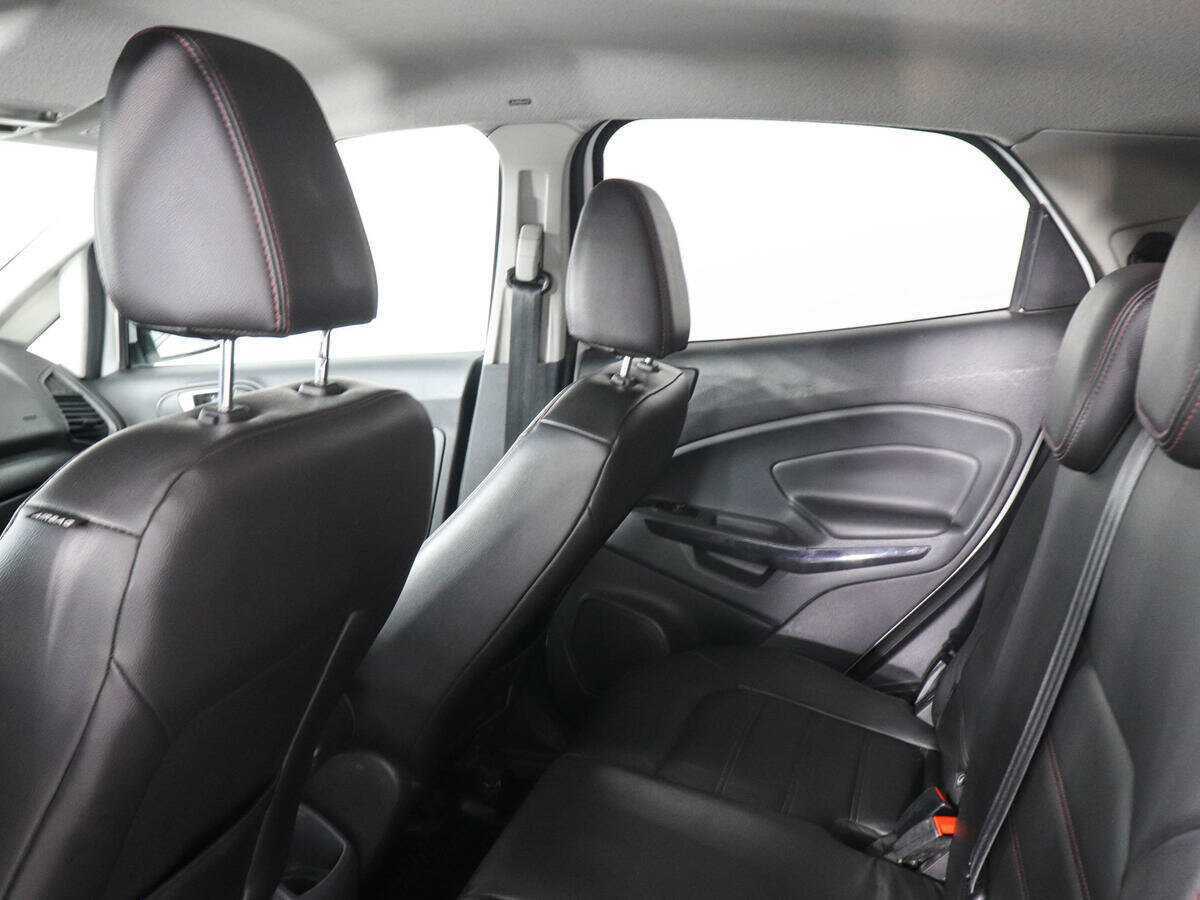 Ford EcoSport, 2015 Фото №12
