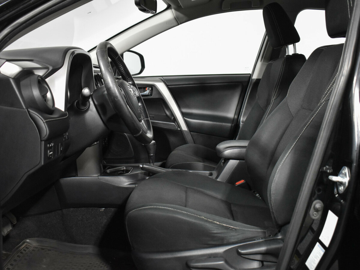 Toyota RAV4 IV (XA40) Рестайлинг, 2018 Фото №10